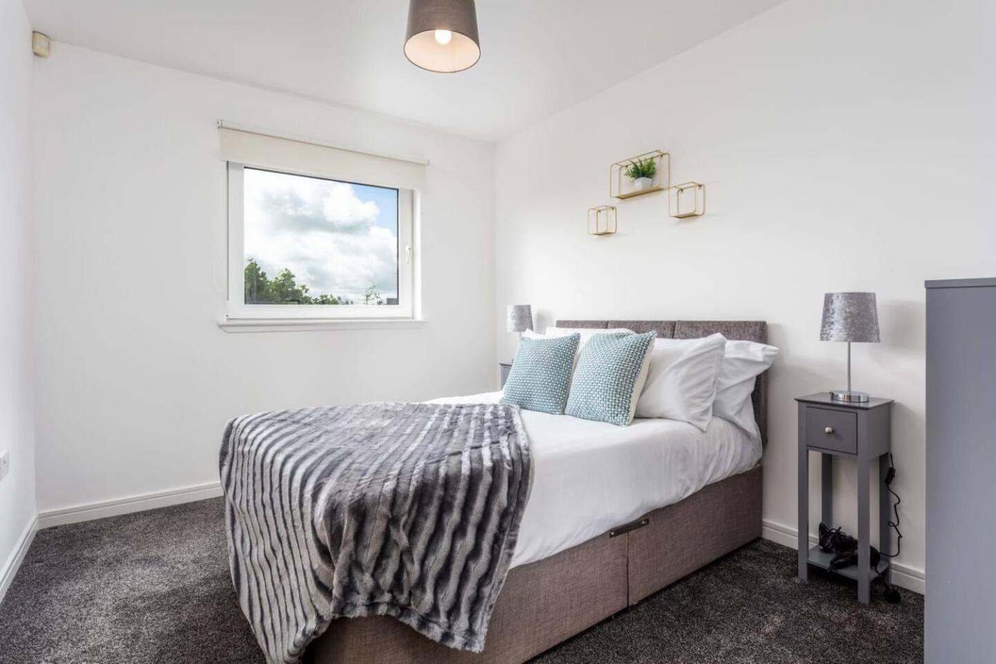 Walker Suite No 60 - Donnini Apartments Килмарнок Екстериор снимка